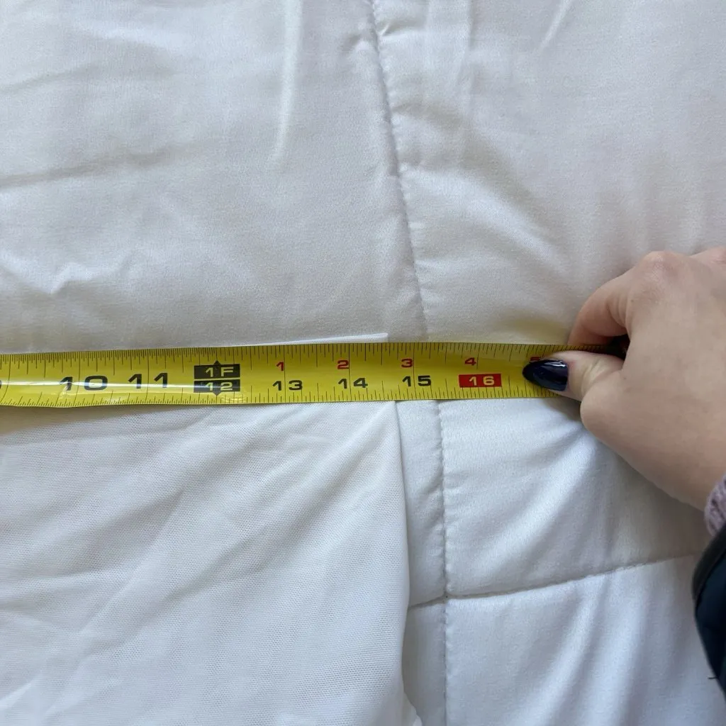 Venus White Ruffle Swim Skirt Cover Up Womens Size Medium Summer Beach Vacation - Image 3