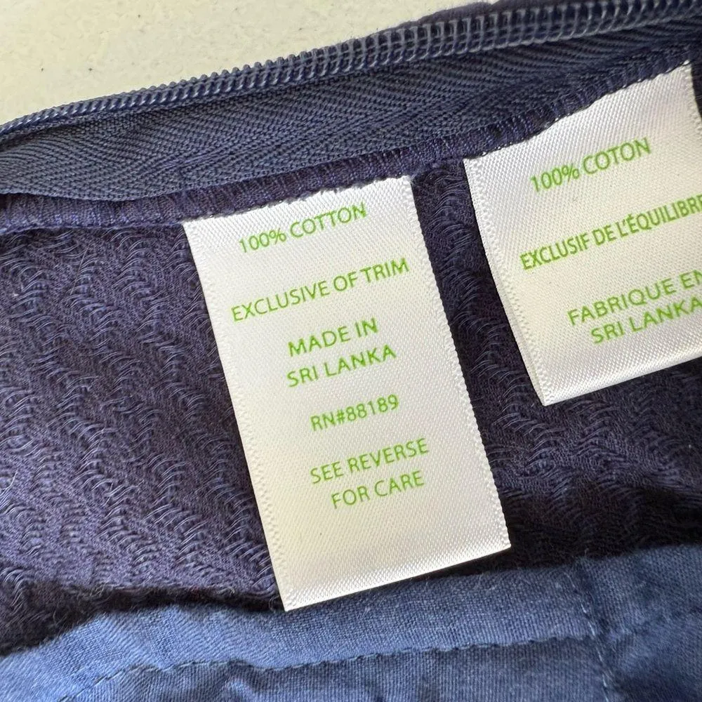 Lilly Pulitzer Short Womens 8 Navy Wave Jacquard Textured Fringe Dolphin Hem - Image 4