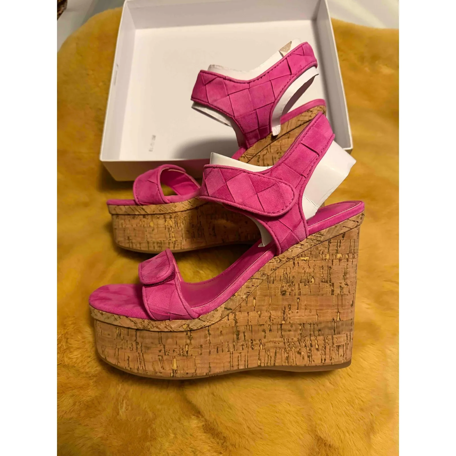 Guess Catalina Wedge Sandals Pink Suede Cork Platform Women's Size 9.5 M, NIB - Image 8