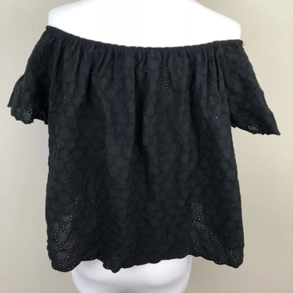 ✨ Zara TRF Black Eyelet Off the Shoulder Top✨ - Image 2