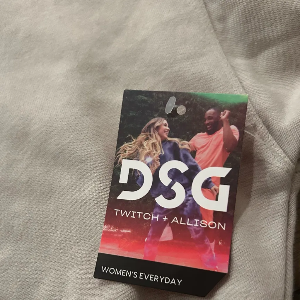 DSG Twitch + Allison Women’s Everyday Jumpsuit in Concrete Taupe Size Small NEW Tan - Image 10