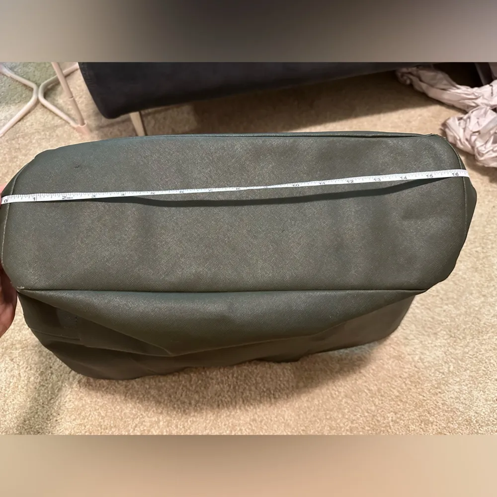 Lululemon  All Day Tote Dark Olive - Image 11