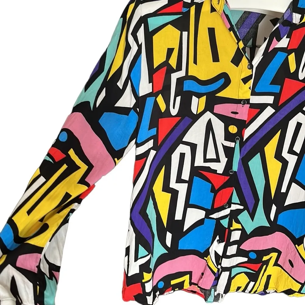 Big Dart Abstract Art long sleeve button down blouse Yellow Size XL - Image 6