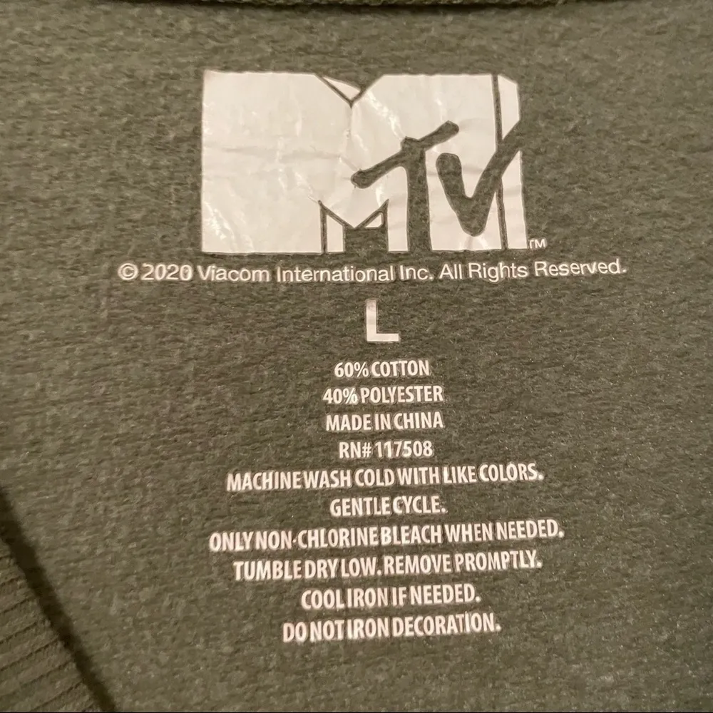 MTV Crop Crewneck Sweatshirt‎ Women’s Large Green Logo Retro Music Television​ - Image 4