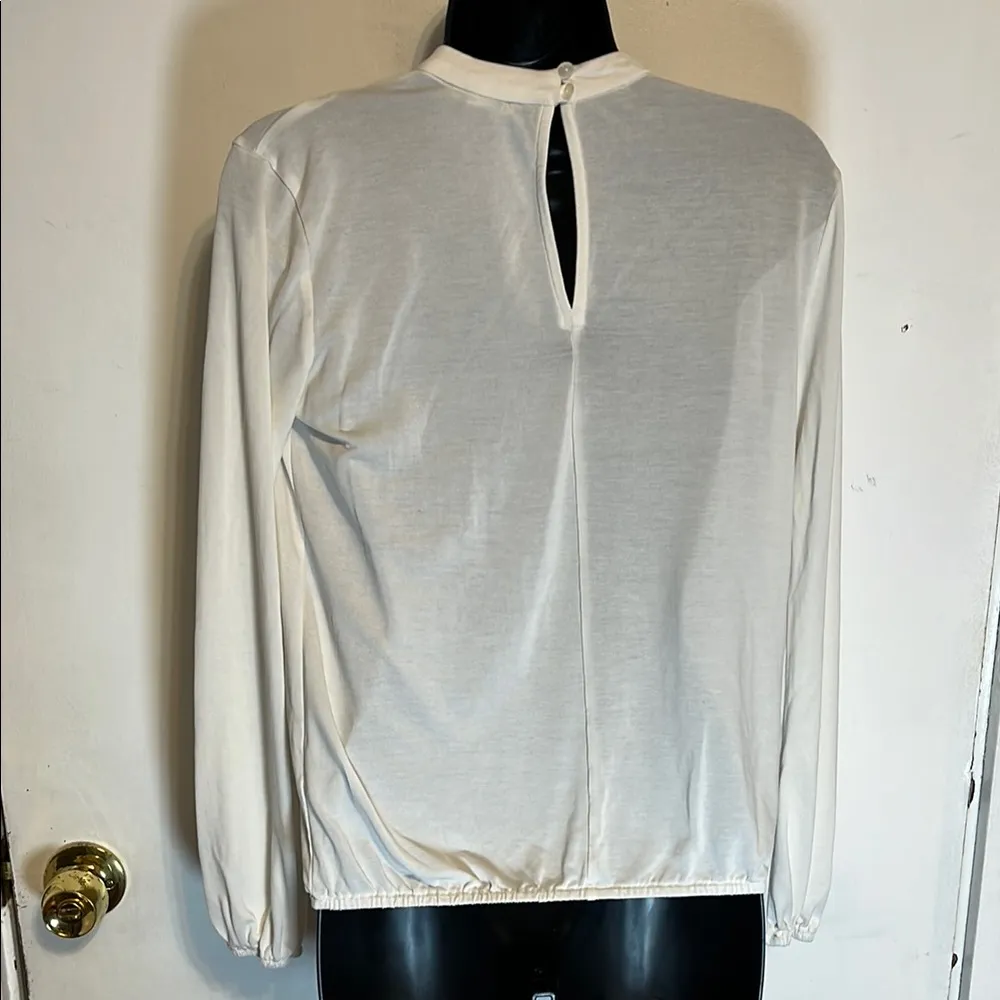 Gianni Bini White Wrap Blouse Long Sleeve - Image 2