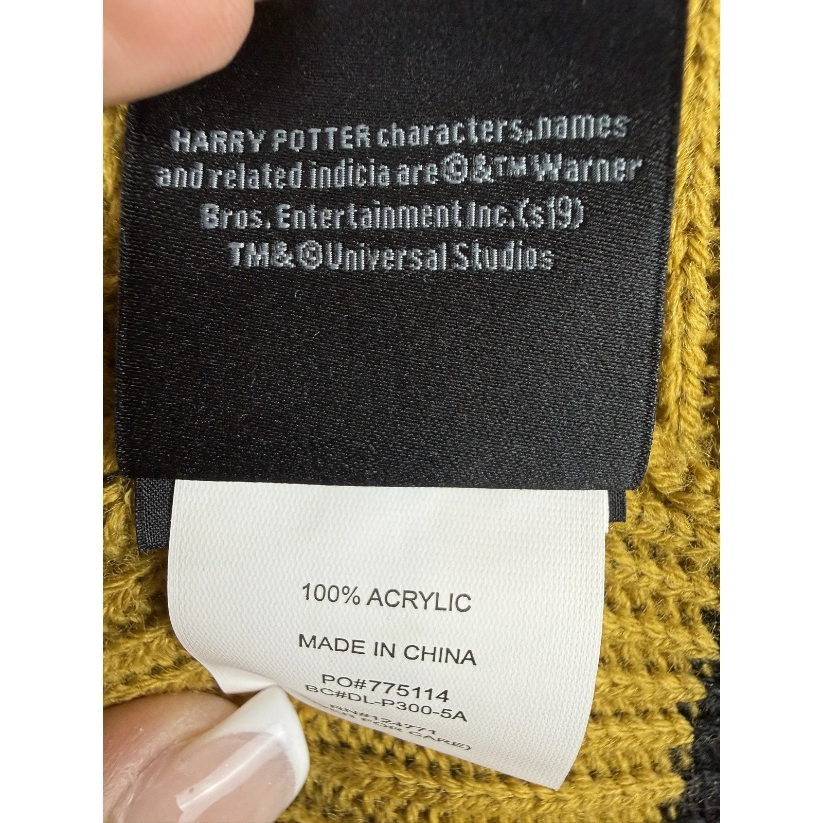 The Wizarding World Harry Potter Knit Scarf Hufflepuff Universal Studios Mustard Yellow - Image 6