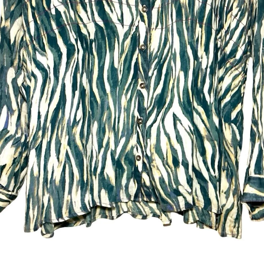 Pilcro by Anthropologie Women’s Animal Print Long Sleeve Button Down Size Large Green - Image 4