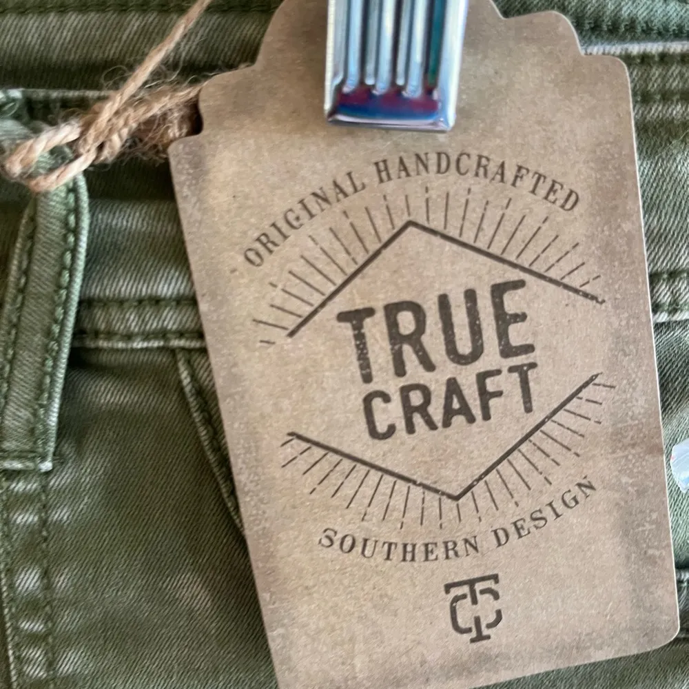 Army Olive Green Shorts Womens 15 True Craft New - Image 11