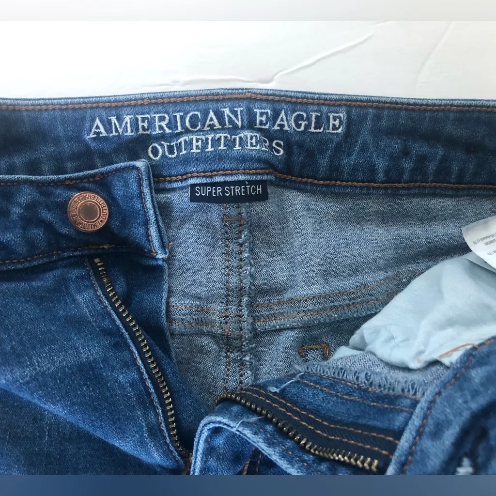 AE Outfitters Level Super Hi-Rise Shortie - Image 5