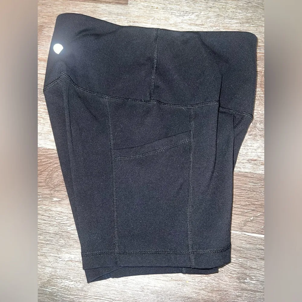 Yogalicious Black Biker Shorts with Pockets - Image 10