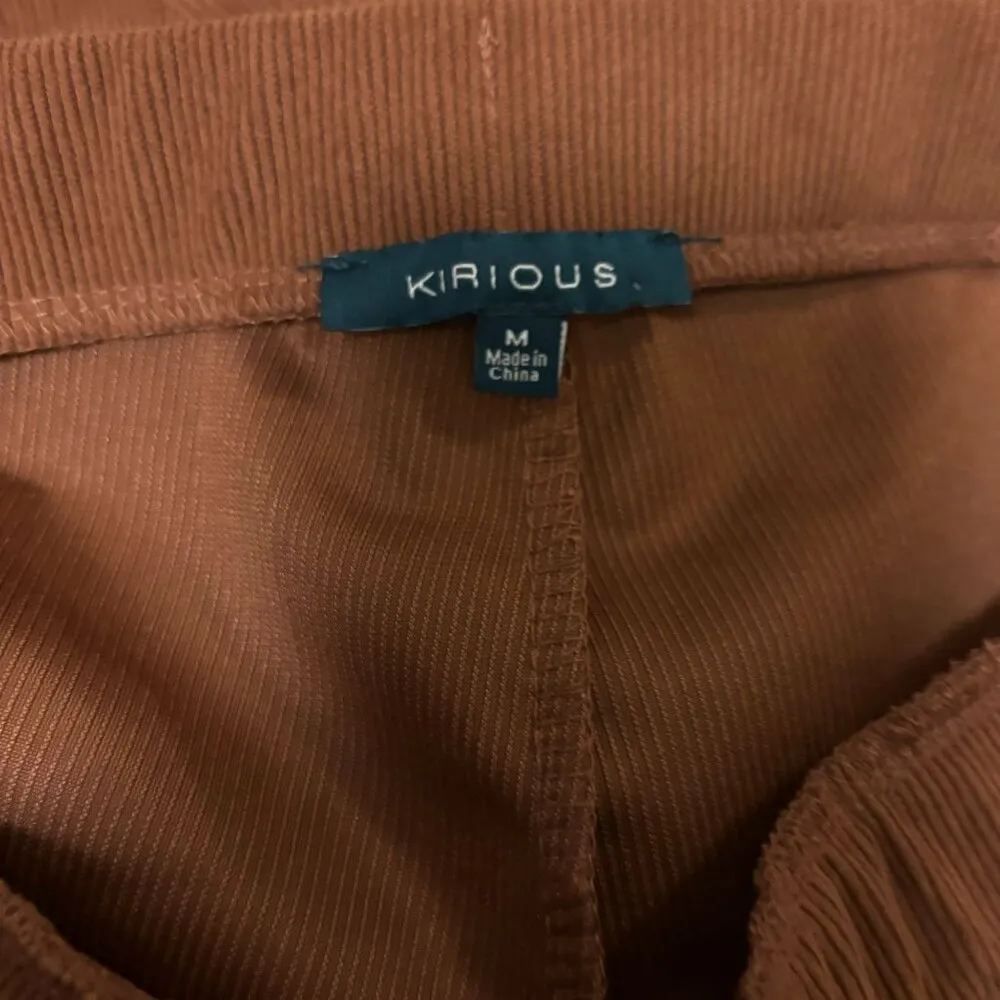 Kirious Women's High Rise Brown Corduroy Pants Size Medium - Image 8