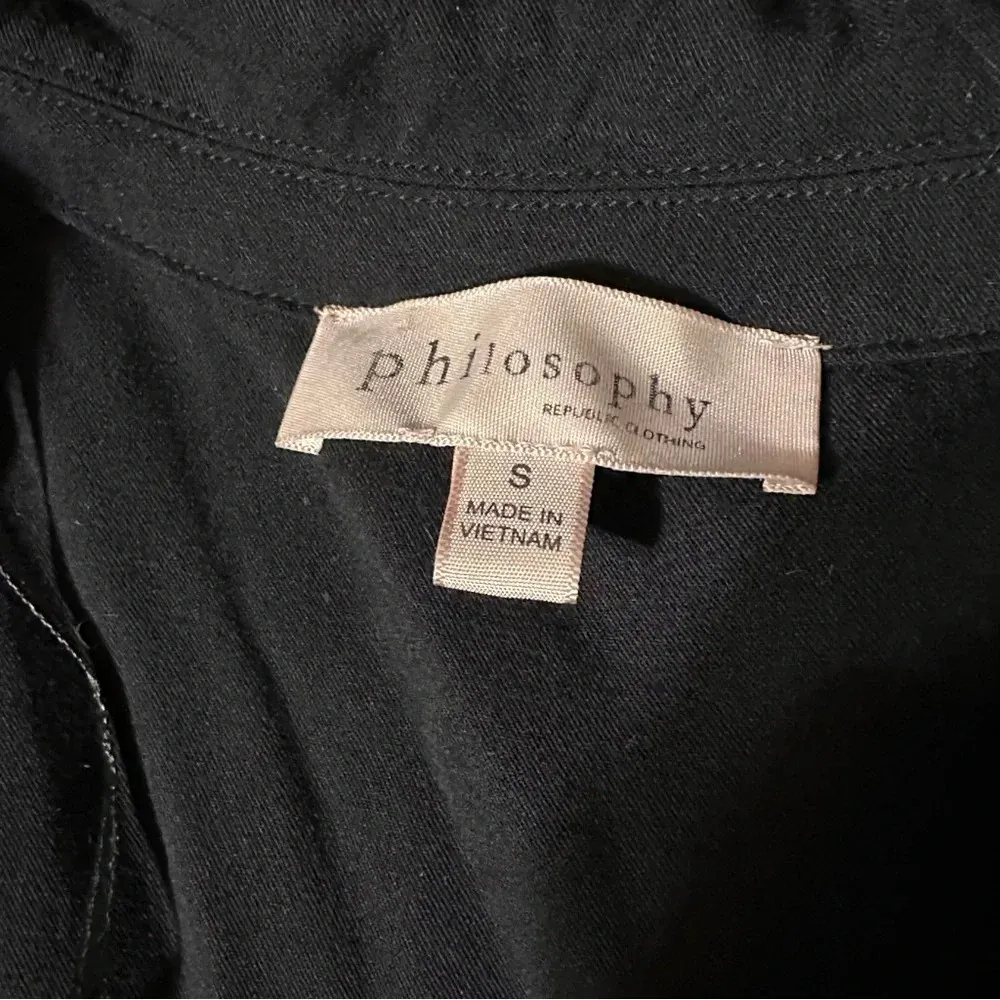 Philosophy women's small black long cardigan, pleated back - Image 5