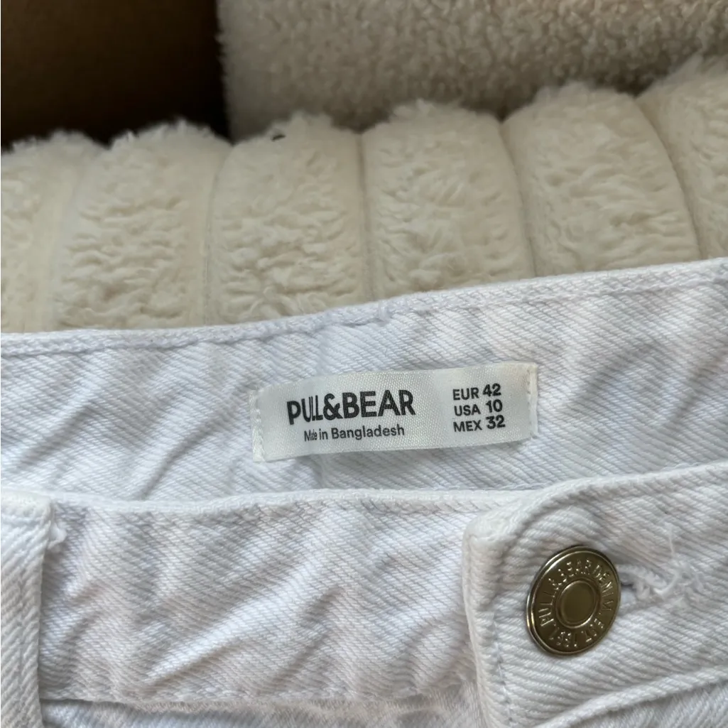 Pull&Bear White Jean Shorts for Women Size 10 - Image 2