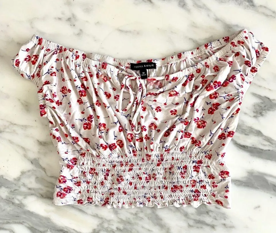 Kendall & Kylie Ruffled Off-The-Shoulder Crop Top - Image 6