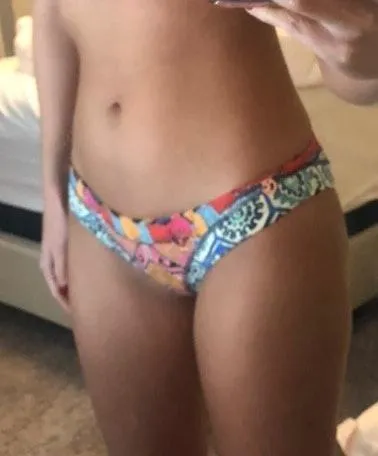 Bikini *BOTTOMS ONLY* - Image 6