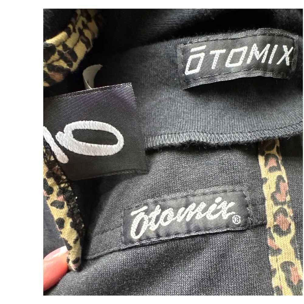 NWT Otomix t shirt short sleeve matching bottoms black cheetah cotton size small - Image 10