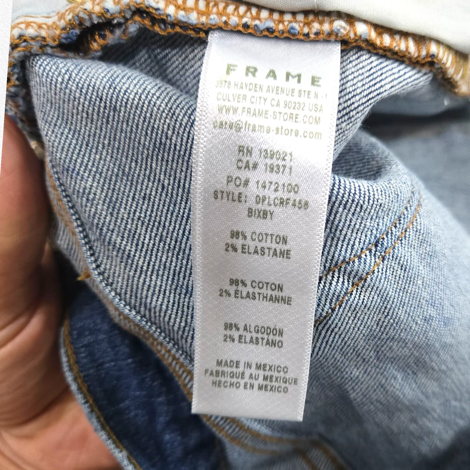 FRAME Le Cutoff Denim Shorts Bixby Wash Blue Raw Hem Mid Rise Size 31 NWT - Image 9