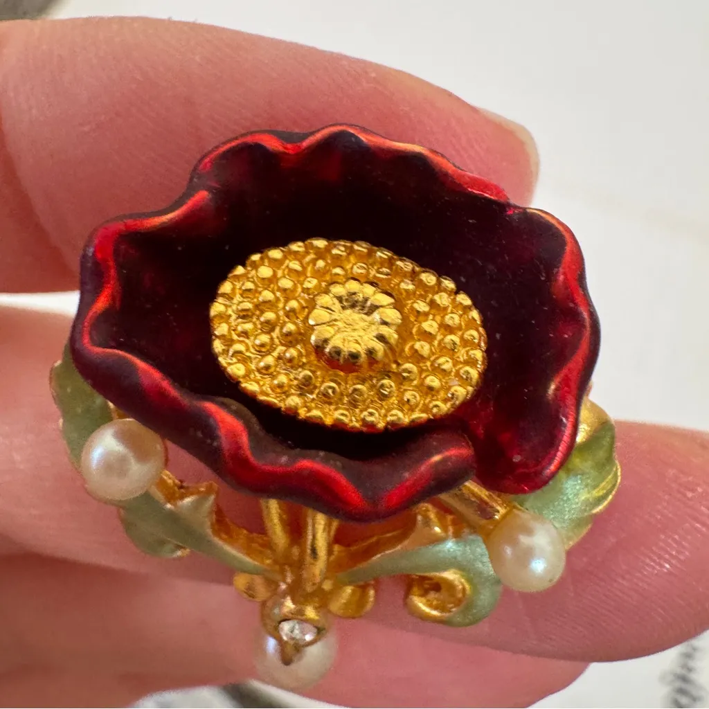 Joan Rivers Vintage Gold Tone Red Enamel Flower Brooch Women’s Estate Jewelry - Image 4