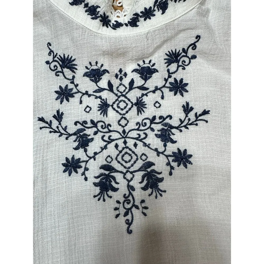 Mine White Floral Embroidery Cottagecore Prairie Boho Peasant Top Sheer Flaws - Image 7