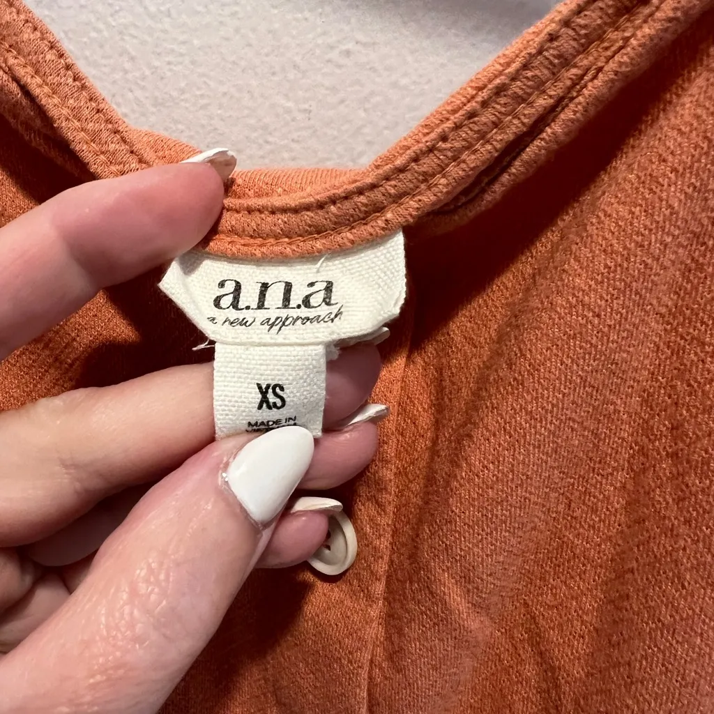 a.n.a Cute tank top - Image 2