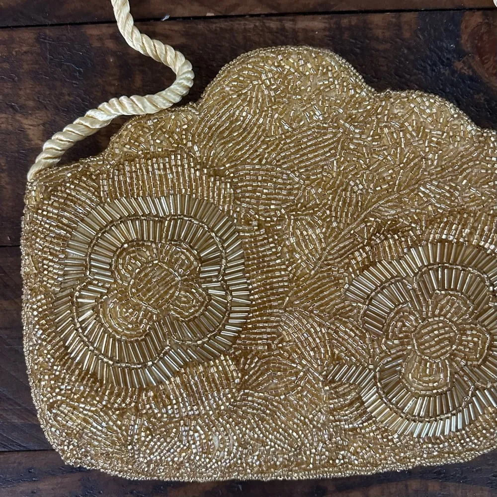 Vintage Elegant Gold Beaded Women's Bag - Image 2