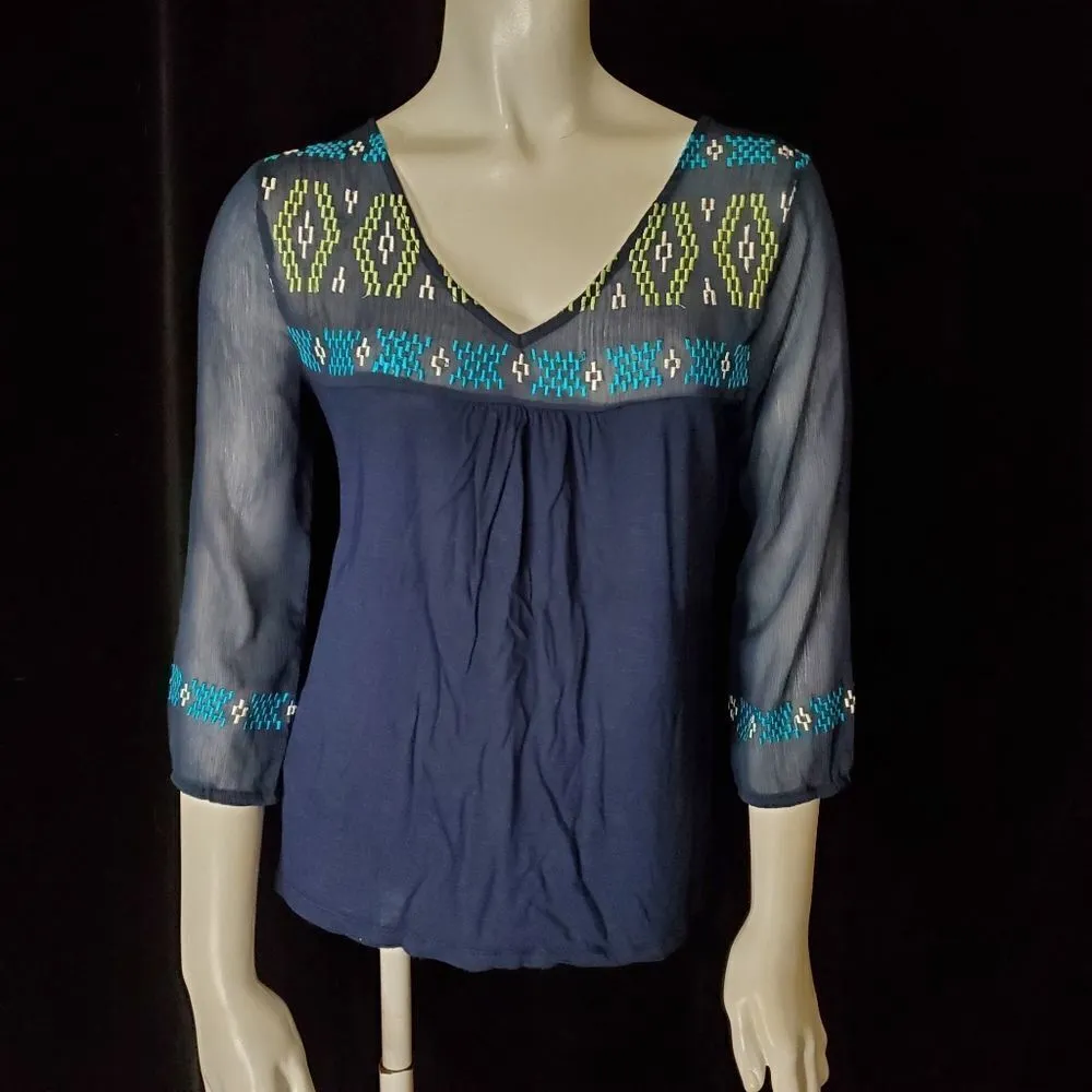 Lucky Brand Navy Blue Top with Blue, Green, & White Embroidered Design (XS) - Image 2