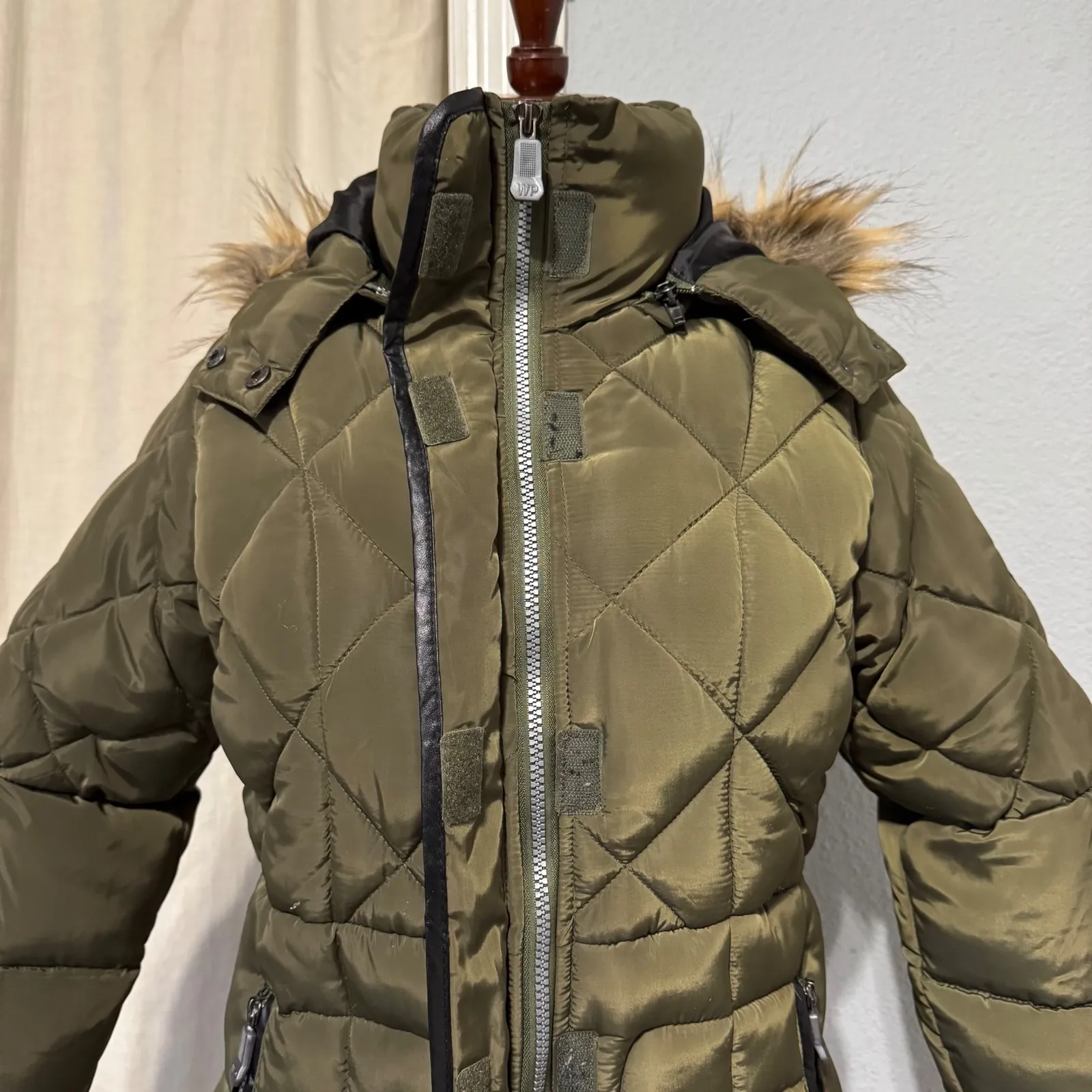 Weatherproof Olive Green Quilted Puffer Jacket Faux Fur Trim Hood Women's Sz L - Image 11