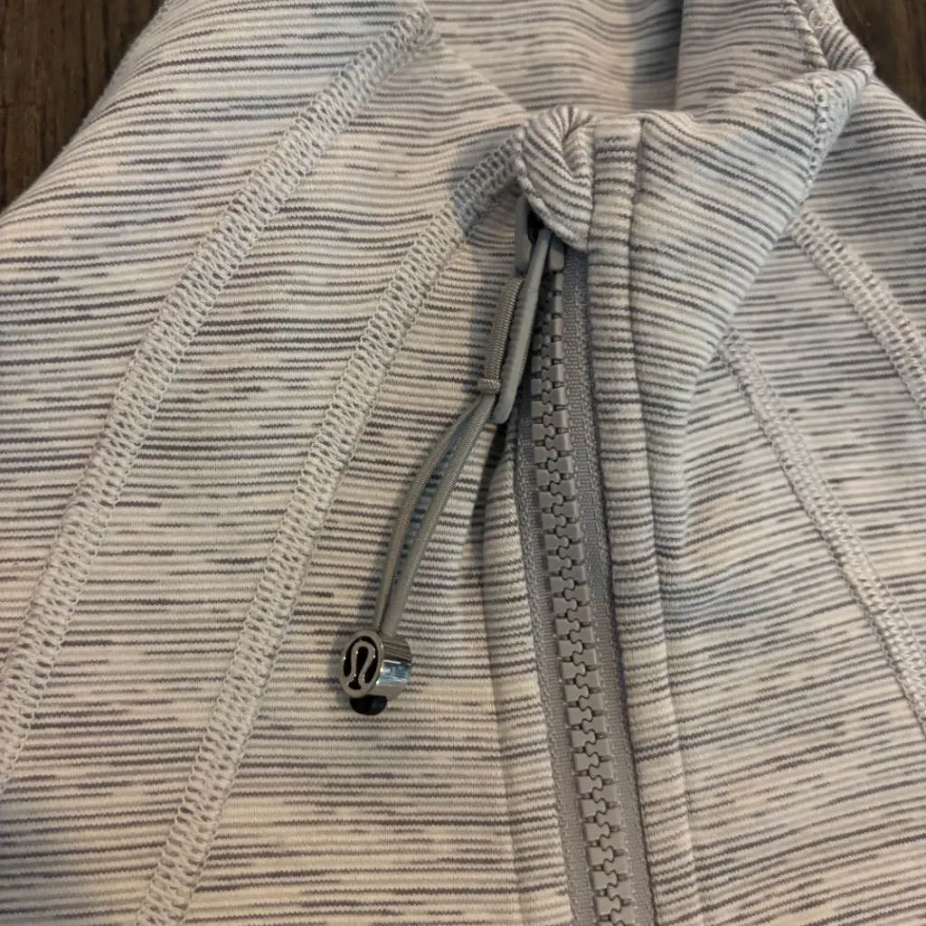 lululemon Zip Up - Image 4
