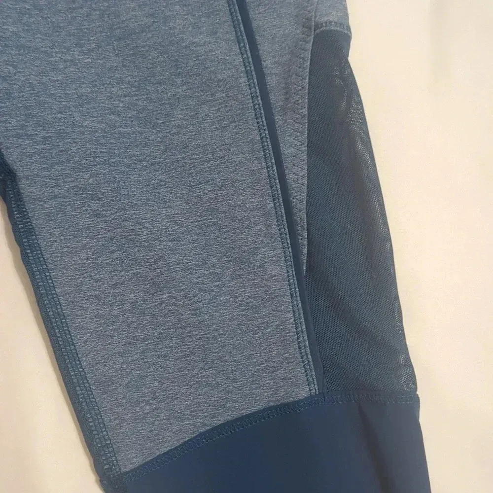 lululemon athletica Blue Leggings capri - Image 9