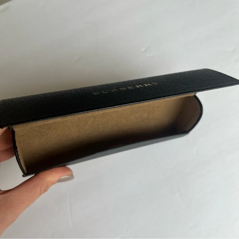Burberry Black  Glasses Case - Image 11