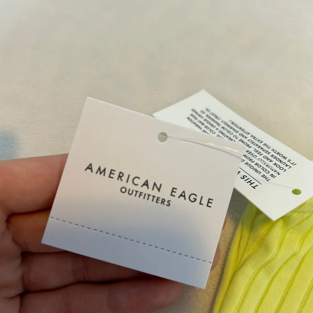 American Eagle  Cropped Henley Cami - Image 3