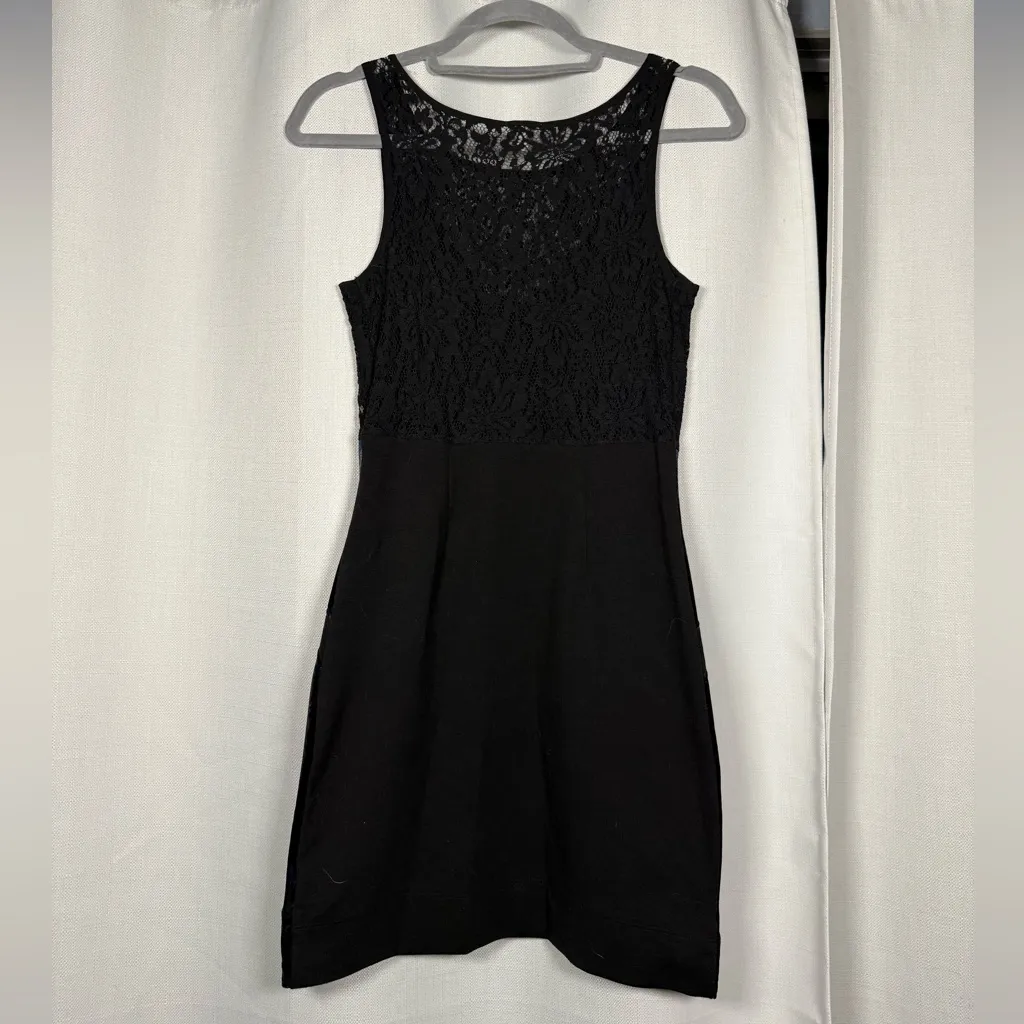 Urban Outfitters Ecoté Blue and Black Velvet Lace Mini Dress Small - Image 3