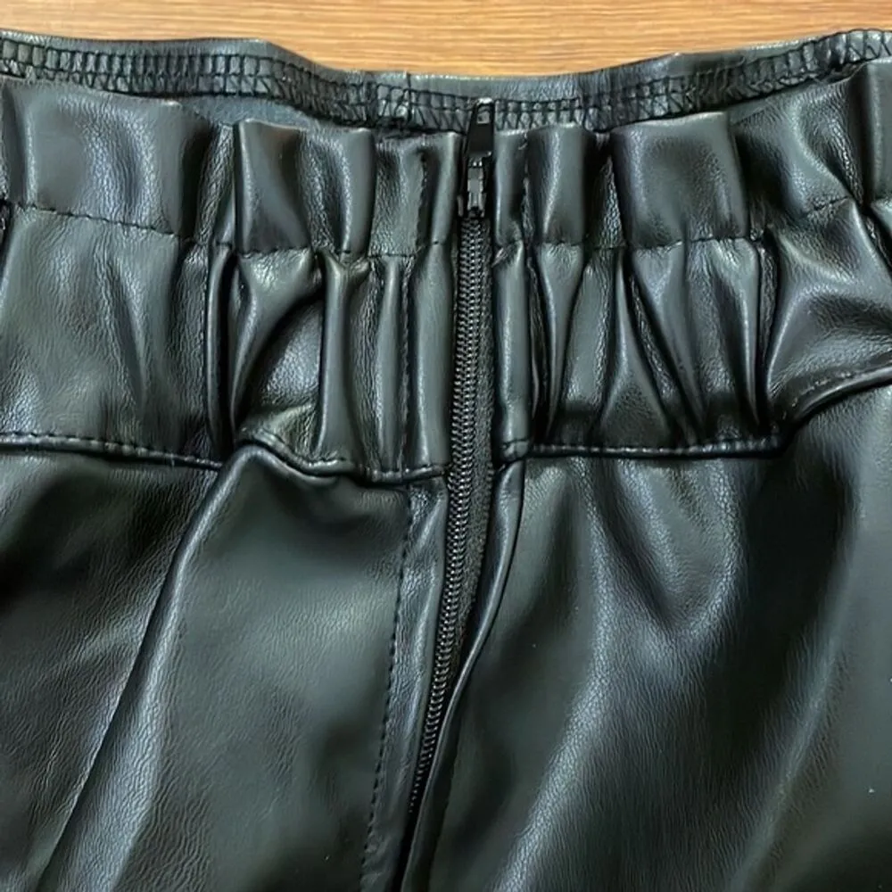 Windsor Black Faux Leather Paper Bag Shorts Womens Size Small NEW - Image 9