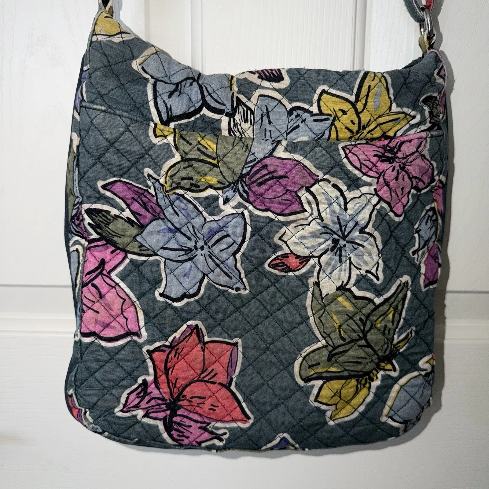 Vera Bradley Retired Falling Flowers Triple Zip Hipster Crossbody Bag Purse READ - Image 3