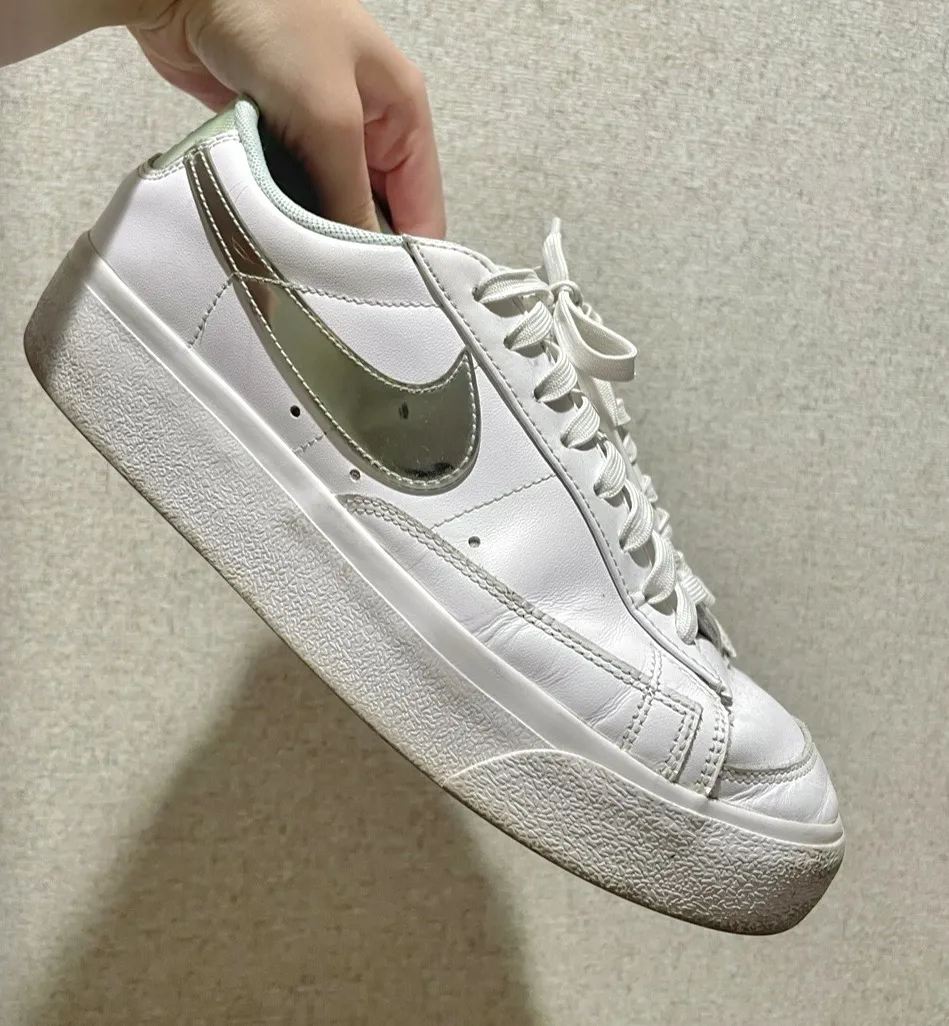 Nike  Blazer Low Platform - Image 2