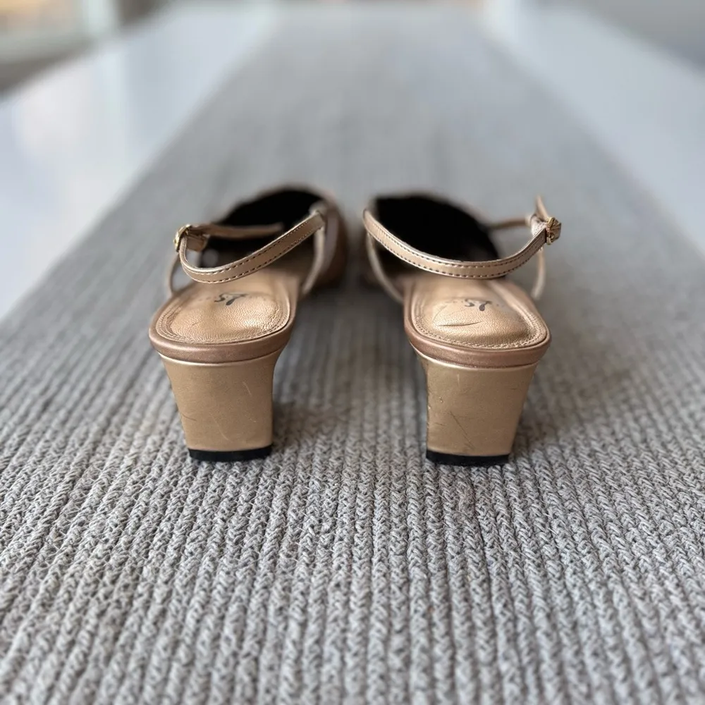 Vintage LifeStride Gold Square Toe Slingback Block Heel Shoes Pumps Size 9.5 - Image 8