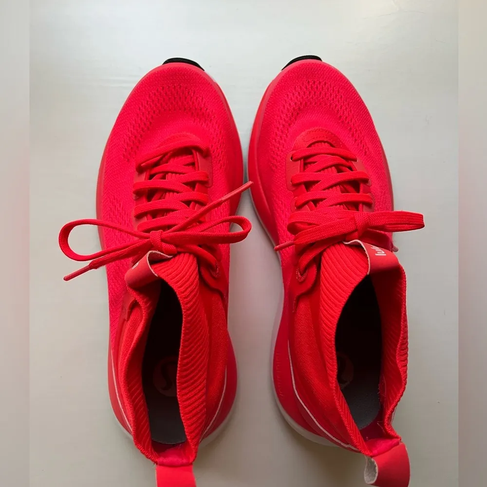 lululemon athletica Chargefeel Mid Women’s Workout Shoe- Size 7 - Image 3