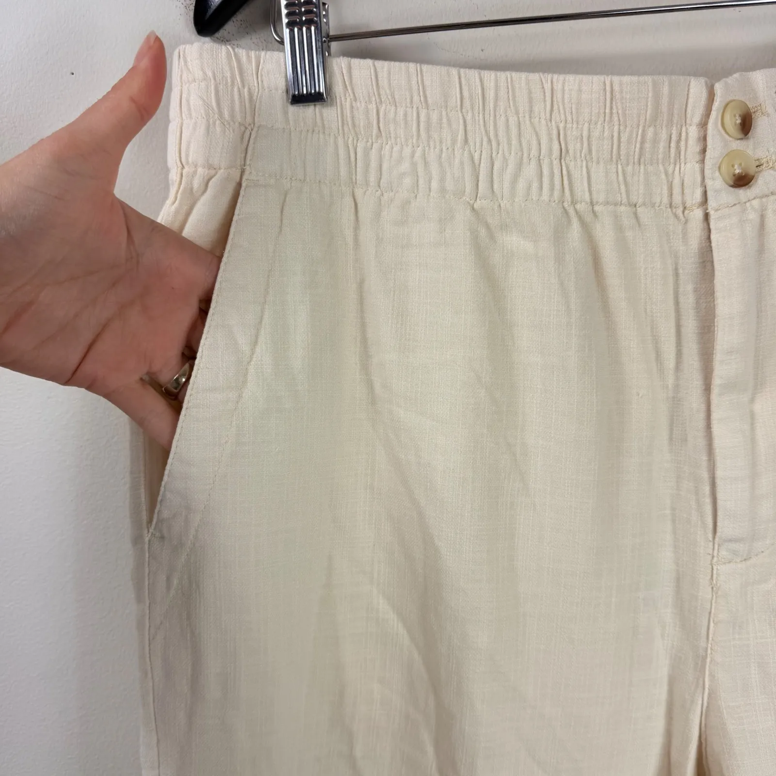 Maine Layer Elle Relaxed Crop Cotton Textured Pull On Pant Cream XL - Image 9