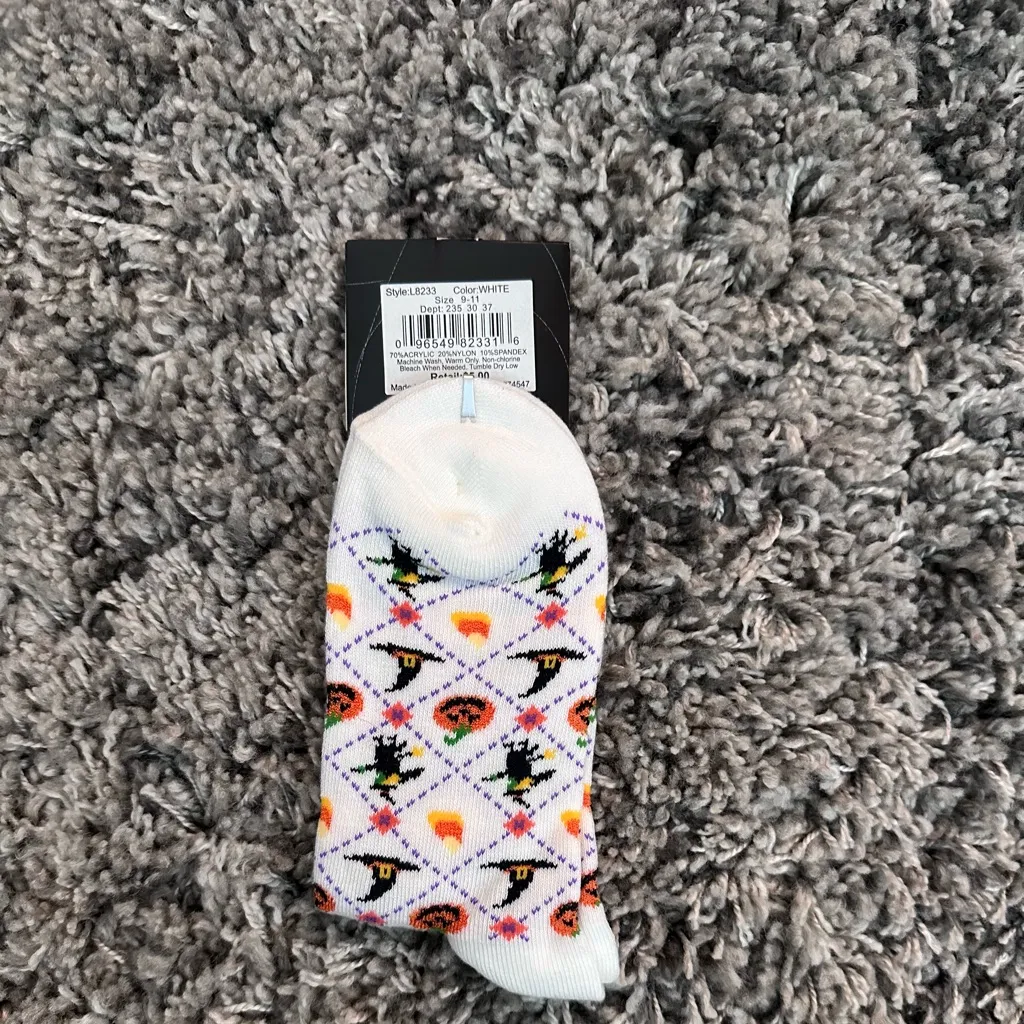 Halloween Themed Socks White - Image 2