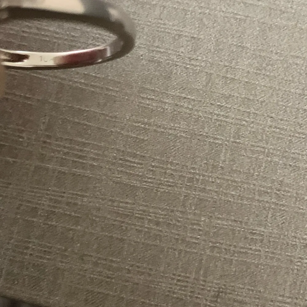 10k White Gold Flower Ring with Diamonds - Image 8