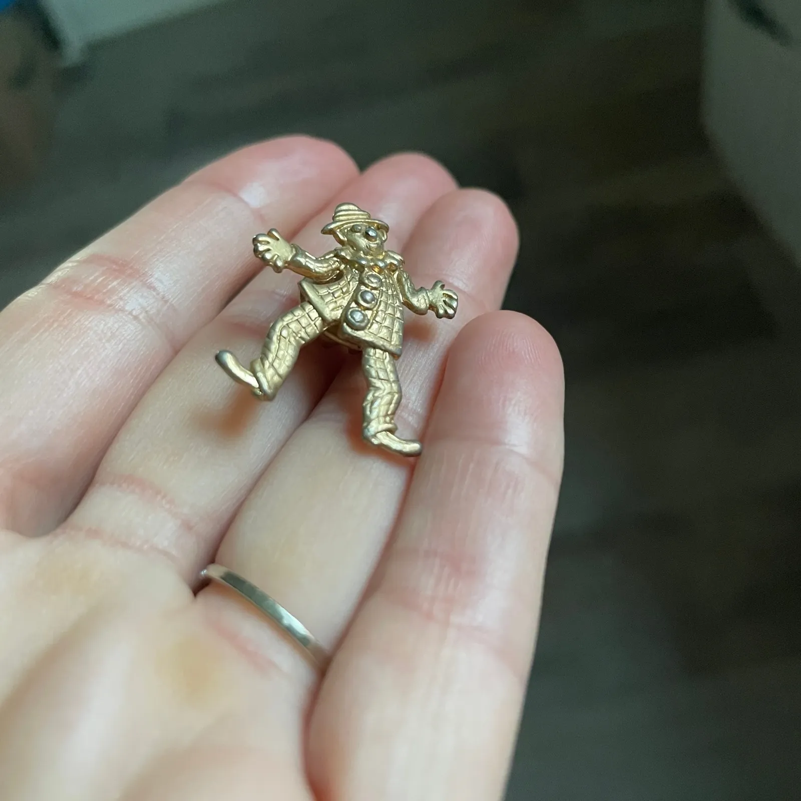 Vintage Gold Tone Whimsical Clown Pin Brooch Fun Festive Accessory Retro‎ 90s - Image 6