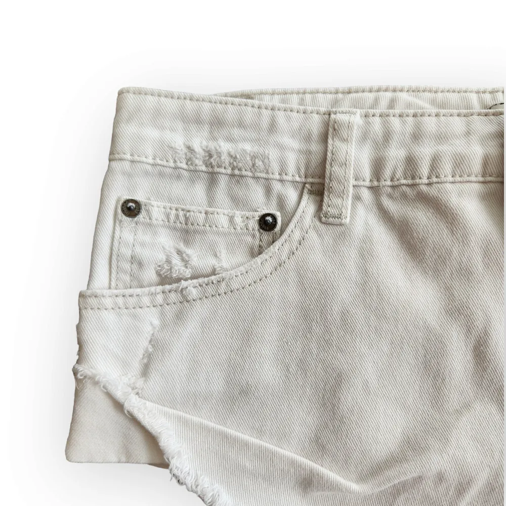 Free People White Mid Rise Super Cheeky Jean Shorts 26 - Image 2