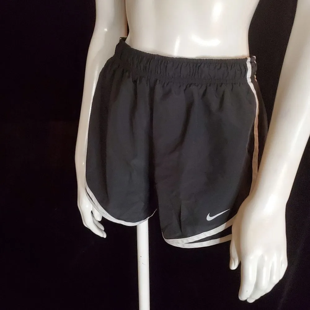 Nike Dri-Fit Black & White Shorts (S) - Image 3