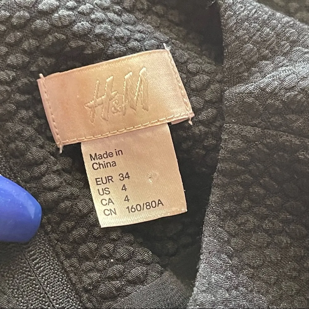 H&M | Black Textured Mod Inspired Dress Sz 4 - Image 7