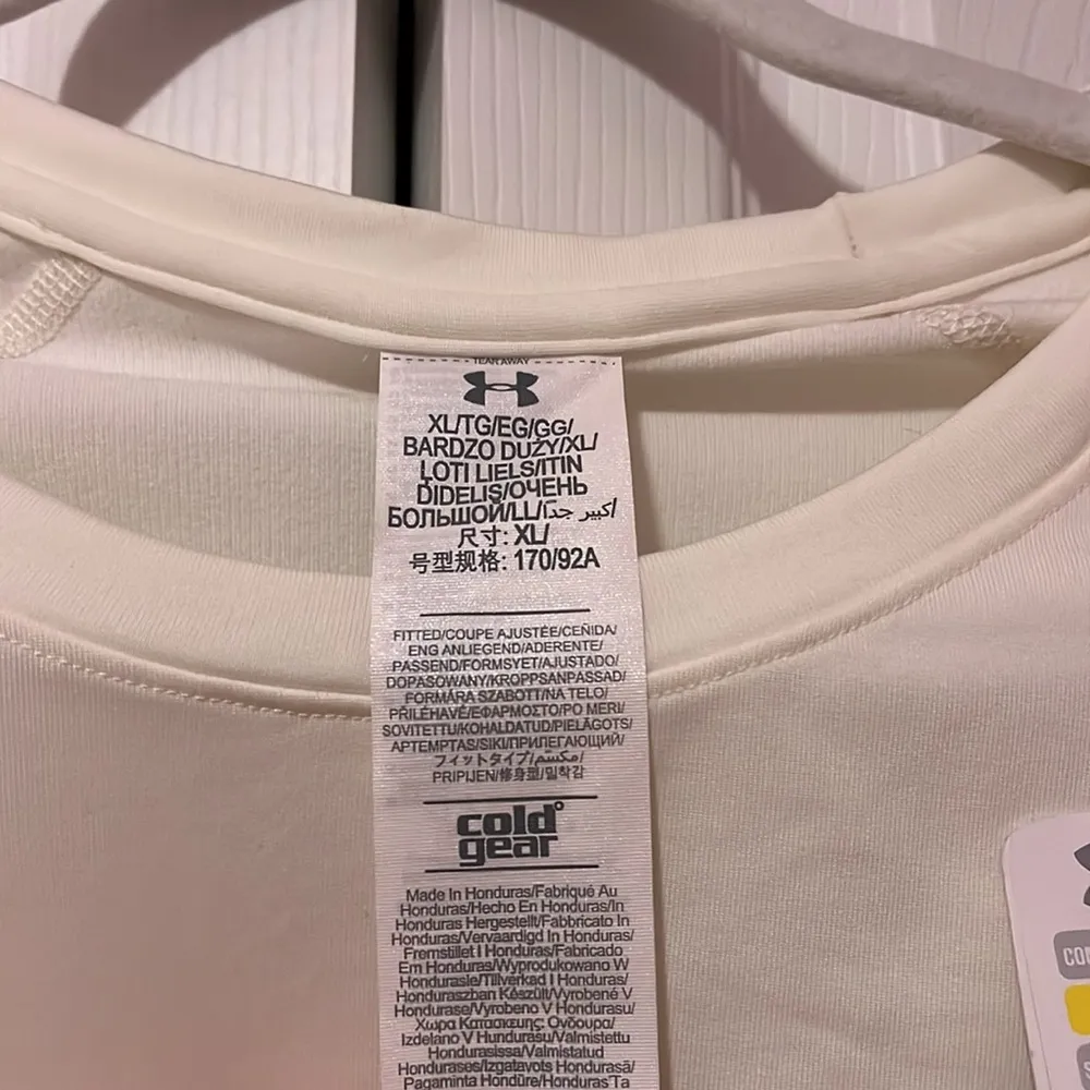 White under armour long sleeve - Image 4