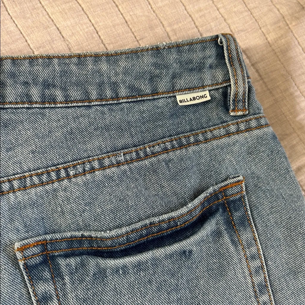 Billabong sail away med wash cotton distressed, cut off denim jean shorts 27” - Image 11