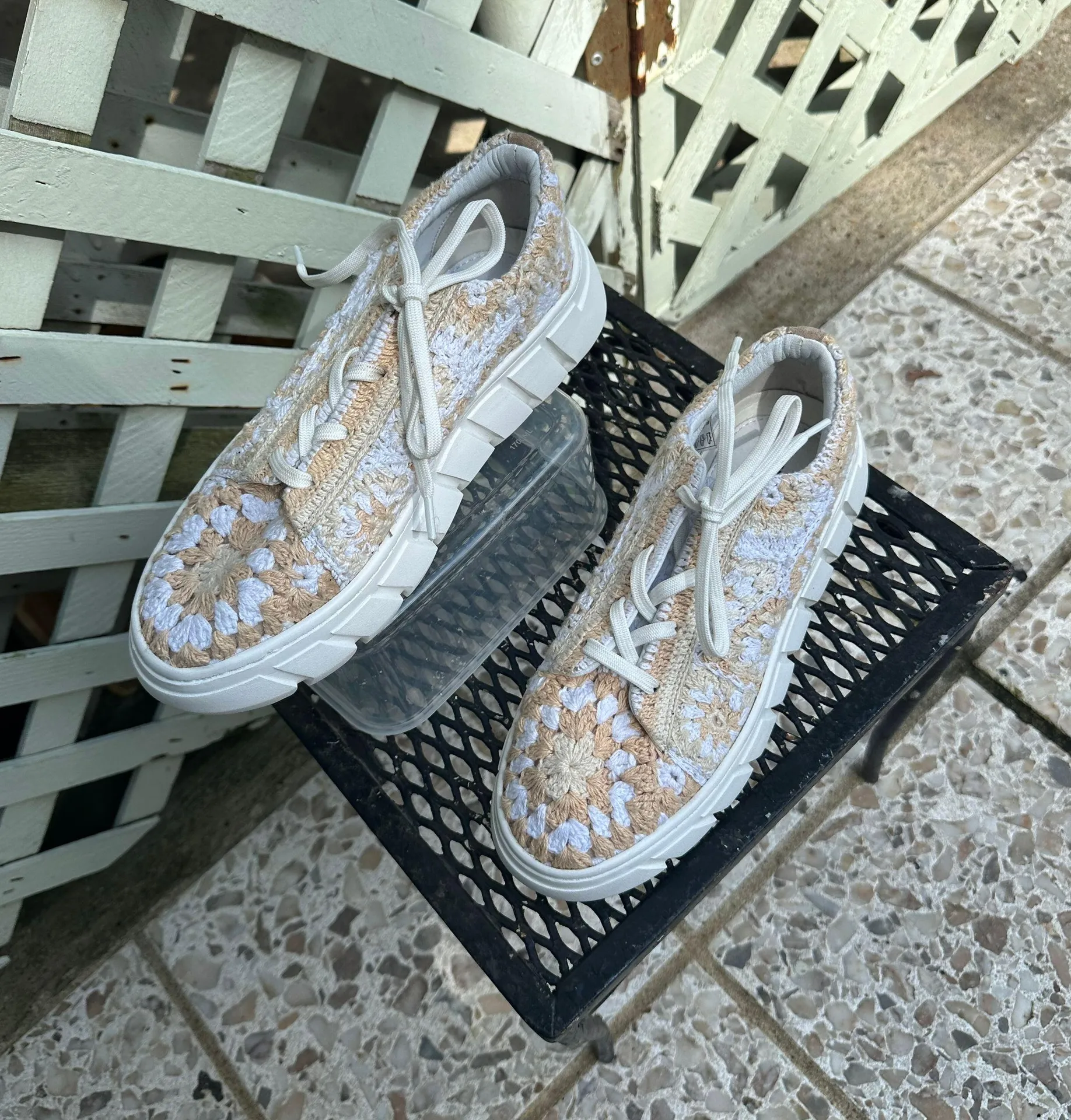 Catch Me If You Can Sneakers - Image 4