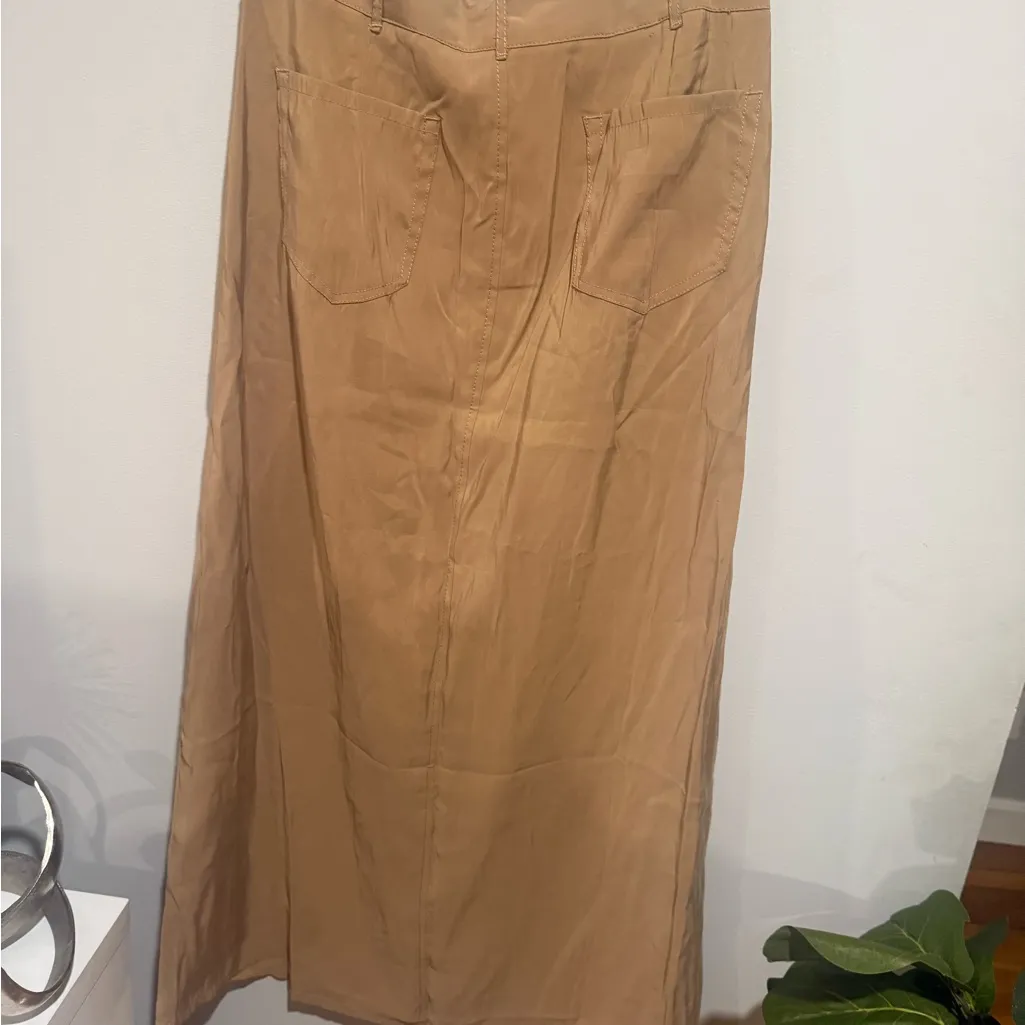 Max Studio Tan Pleated Maxi Skirt for Casual Wear - Image 10