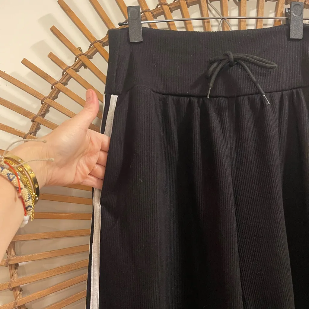 HALARA Black Ribbed Fabric High Waist Knit Track Pantts Sz M Sporty Athleisure - Image 5