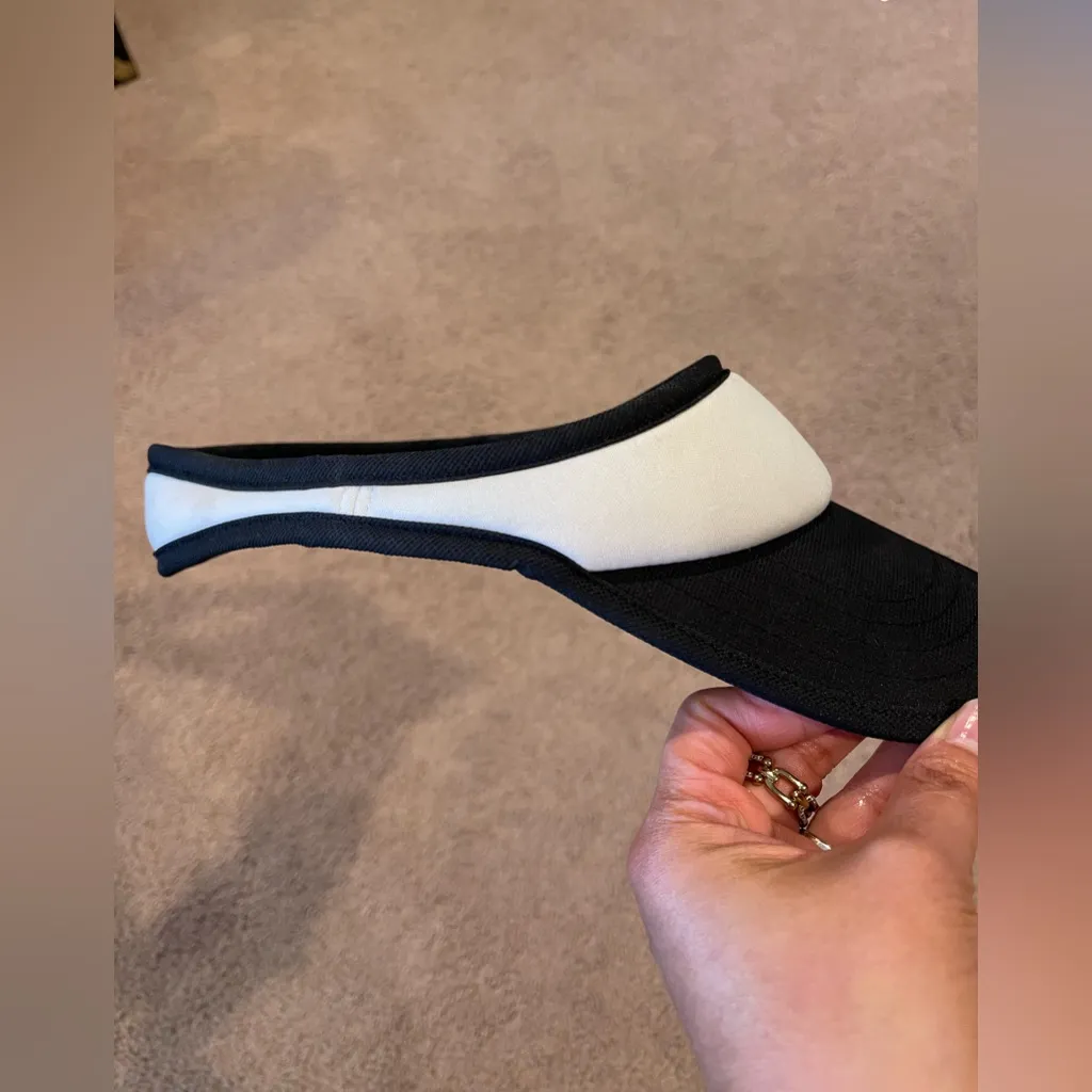 NORTHFACE Off-White everyday Performance Visor One Size - Image 4